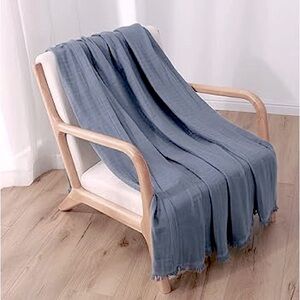 Berkshire Organic Cotton Oversized Crinkled Throw